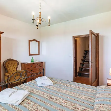 Apartment Casale 2 *